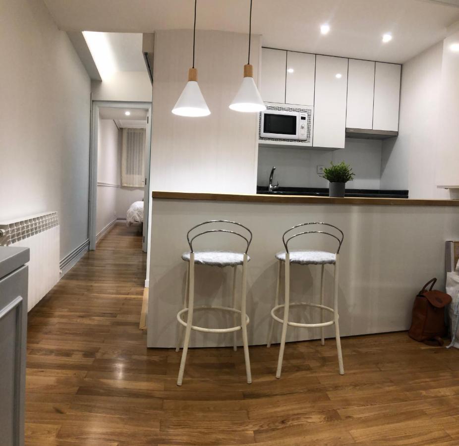 Apartment Castellana Jardin 1 Y 2 Parking Y Piscina Gratis!! *