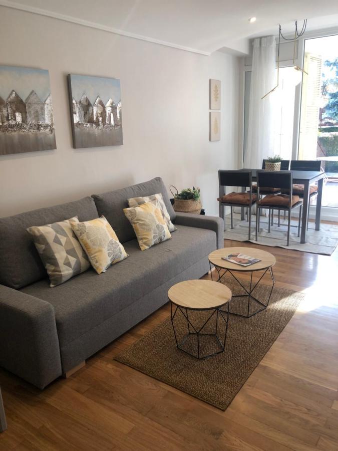 Apartment Castellana Jardin 1 Y 2 Parking Y Piscina Gratis!!