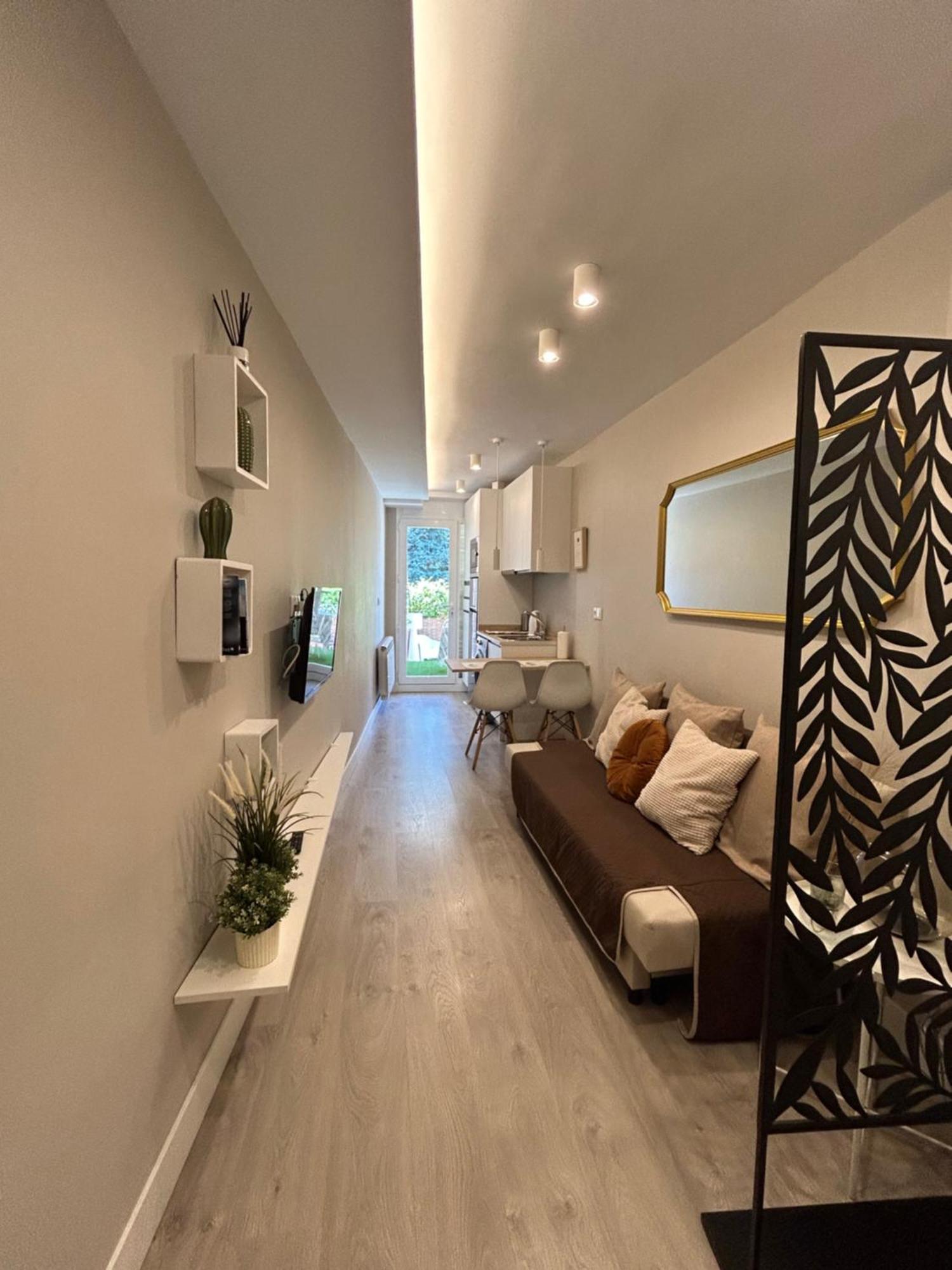 Castellana Jardin 1 Y 2 Parking Y Piscina Gratis!! Apartment